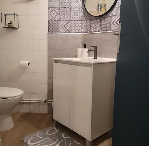 Cosy Au Centre-ville De *